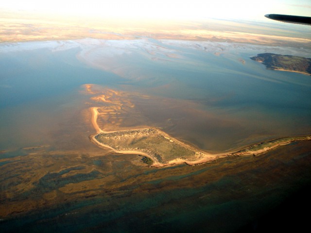 Islands near Balla Balla